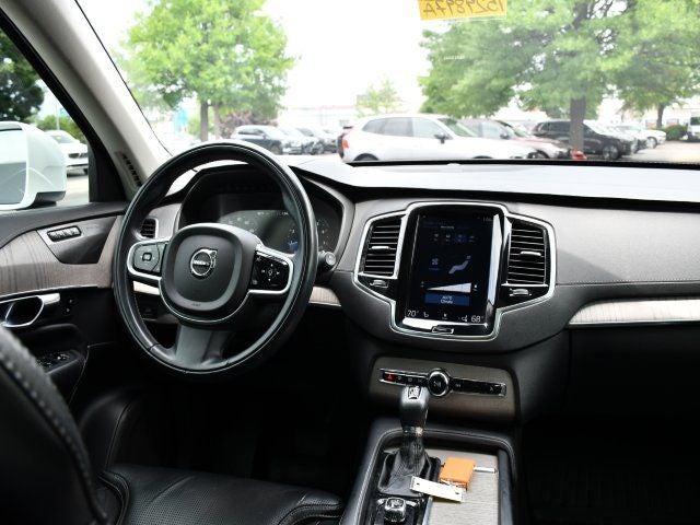 2021 Volvo XC90 T6 Inscription