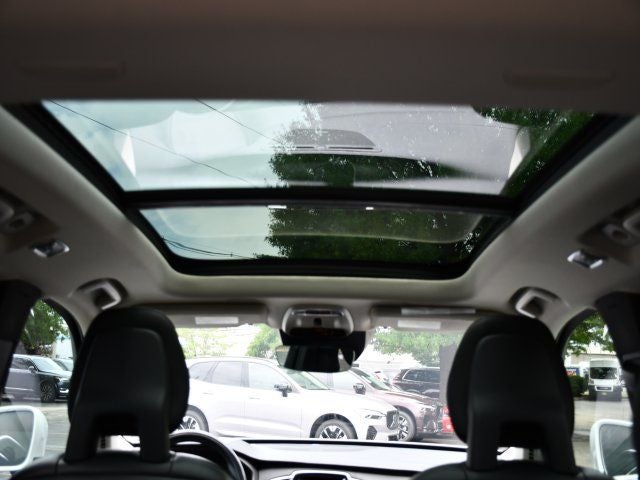 2021 Volvo XC90 T6 Inscription