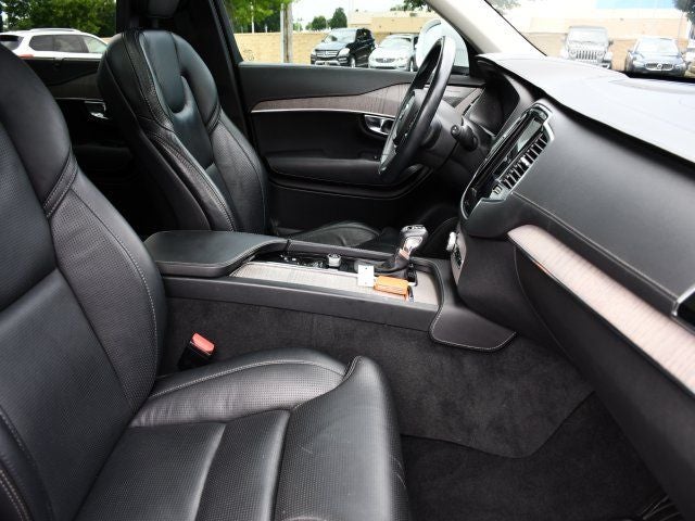 2021 Volvo XC90 T6 Inscription