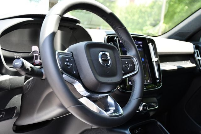2023 Volvo XC40 Recharge Pure Electric Twin Plus