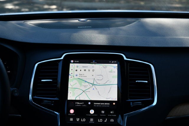2024 Volvo XC90 Recharge Plug-In Hybrid T8 Plus Bright Theme 7 Passenger