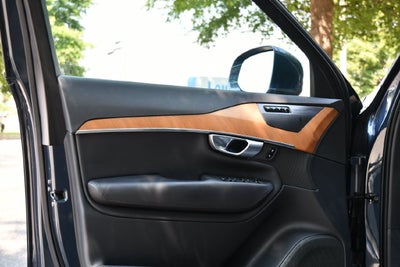 2024 Volvo XC90 Recharge Plug-In Hybrid T8 Plus Bright Theme 7 Passenger