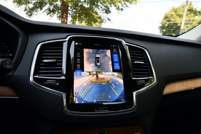 2024 Volvo XC90 Recharge Plug-In Hybrid T8 Plus Bright Theme 7 Passenger