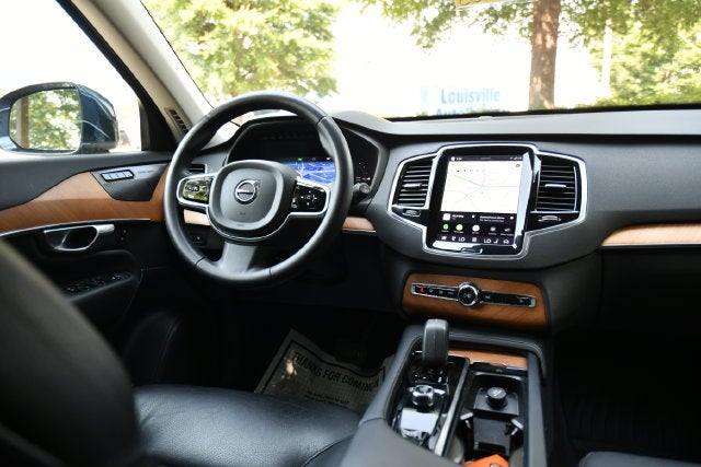 2024 Volvo XC90 Recharge Plug-In Hybrid T8 Plus Bright Theme 7 Passenger