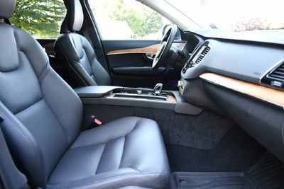 2024 Volvo XC90 Recharge Plug-In Hybrid T8 Plus Bright Theme 7 Passenger