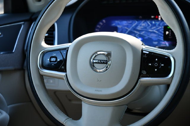 2023 Volvo XC90 Recharge Plug-In Hybrid T8 Plus Bright Theme 7 Passenger