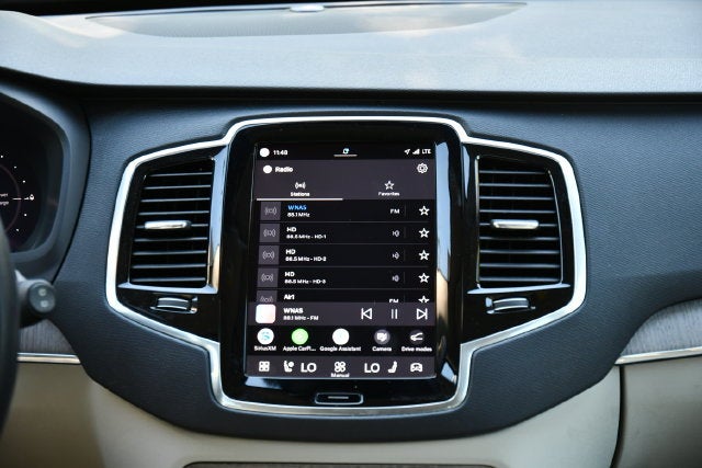 2023 Volvo XC90 Recharge Plug-In Hybrid T8 Plus Bright Theme 7 Passenger