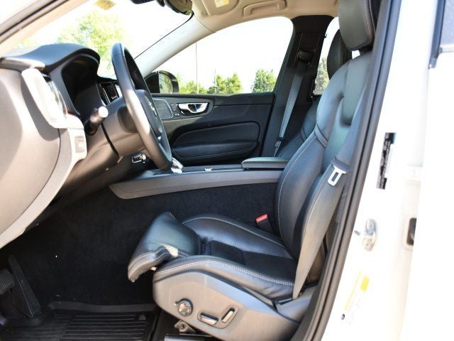 2024 Volvo XC60 Recharge Plug-In Hybrid Ultimate