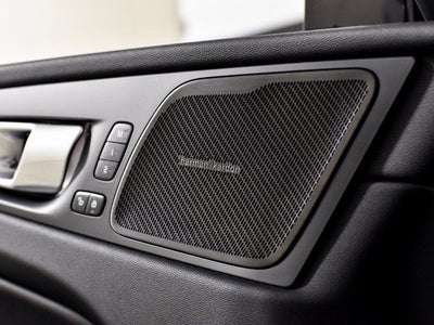 2024 Volvo XC60 Recharge Plug-In Hybrid Ultimate