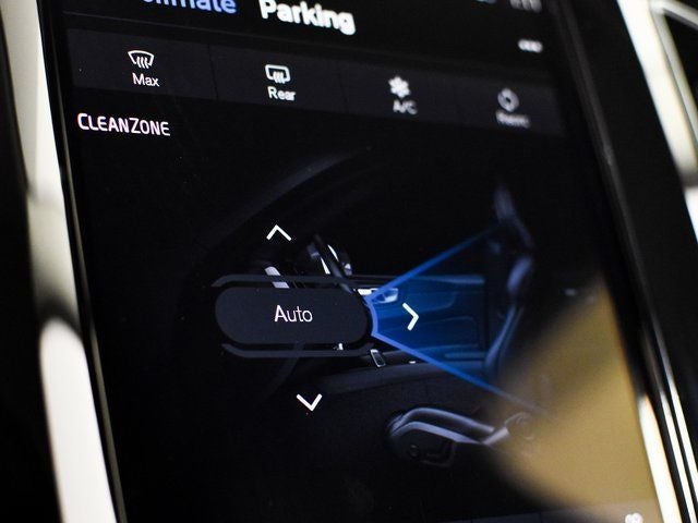 2024 Volvo XC60 Recharge Plug-In Hybrid Ultimate