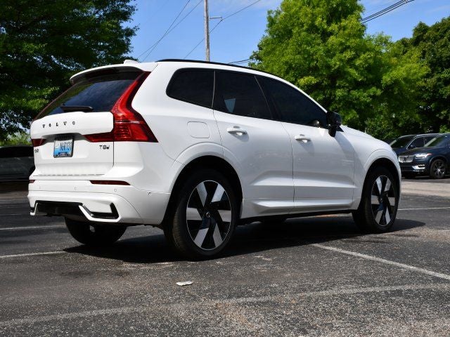 2025 Volvo XC60 Plug-In Hybrid T8 Plus