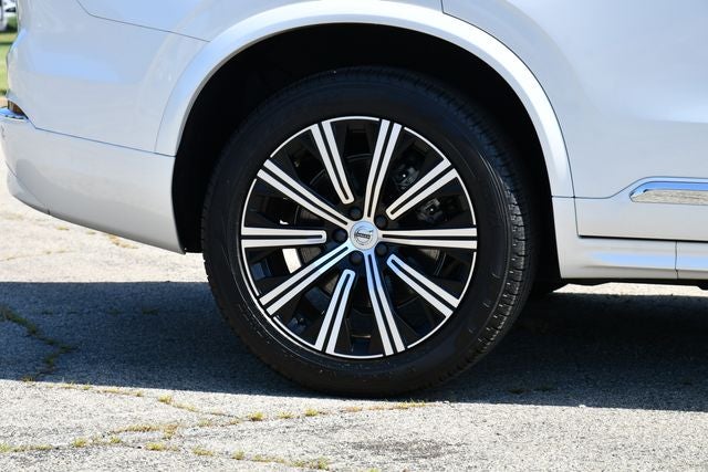 2024 Volvo XC90 B5 Core