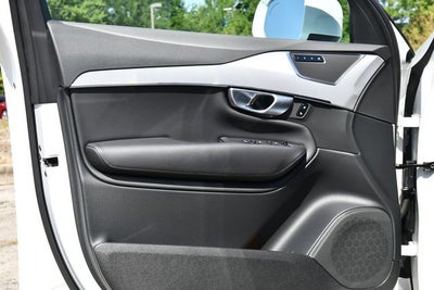 2024 Volvo XC90 B5 Core