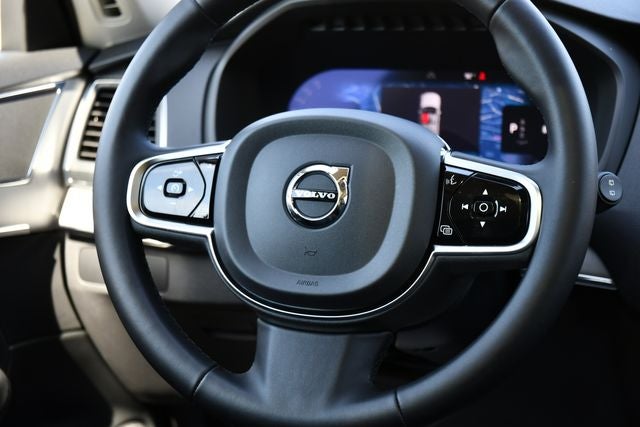 2024 Volvo XC90 B5 Core