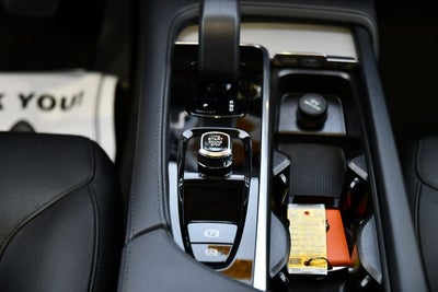 2024 Volvo XC90 B5 Core