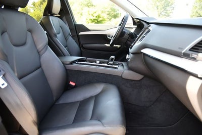 2024 Volvo XC90 B5 Core