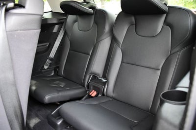 2023 Volvo XC90 B5 Plus