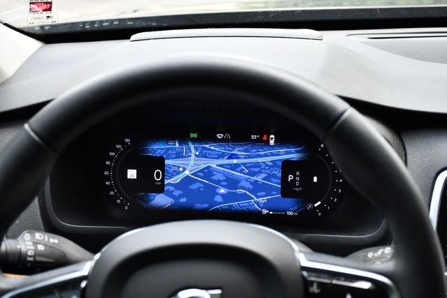 2023 Volvo XC90 B5 Plus
