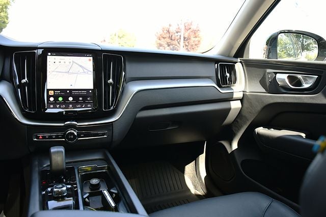 2024 Volvo XC60 B5 Core