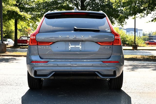 2024 Volvo XC60 B5 Plus Dark Theme