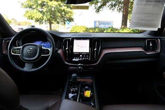 2024 Volvo XC60 B5 Plus Dark Theme