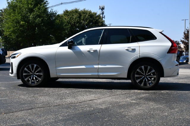 2024 Volvo XC60 B5 Plus Dark Theme