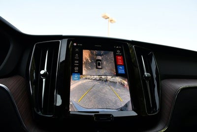 2024 Volvo XC60 B5 Plus Dark Theme