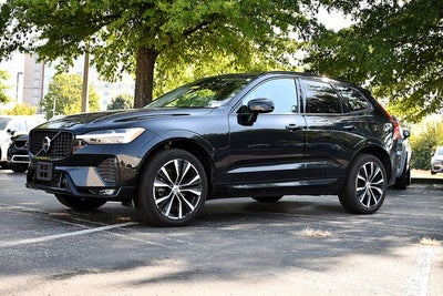 2024 Volvo XC60 B5 Plus Dark Theme