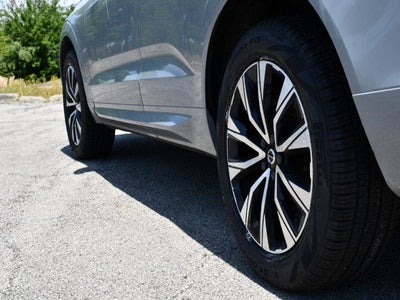 2024 Volvo XC60 B5 Plus Dark Theme
