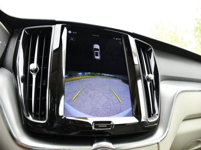 2023 Volvo XC60 B5 Core