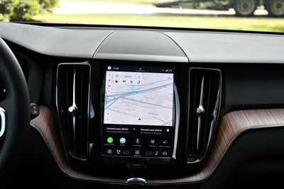 2023 Volvo XC60 B5 Plus Dark Theme