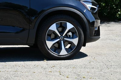 2026 Volvo XC40 B5 Plus