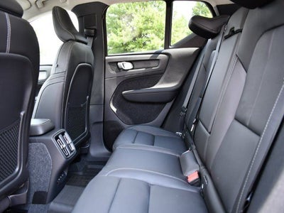 2025 Volvo XC40 B5 Plus Dark Theme