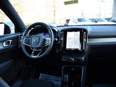 2025 Volvo XC40 B5 Plus Dark Theme