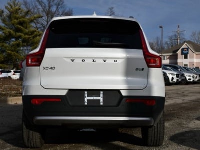 2025 Volvo XC40 B5 Plus Bright Theme