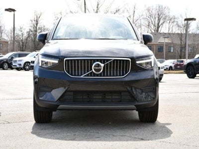 2025 Volvo XC40 B5 Core
