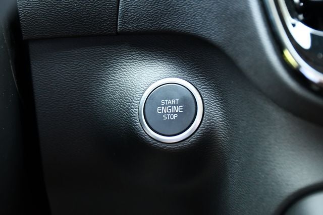 2024 Volvo XC40 B5 Core
