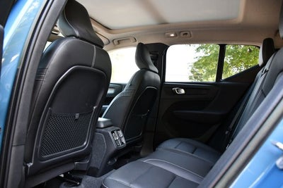 2024 Volvo XC40 B5 Core