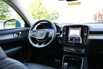 2024 Volvo XC40 B5 Core