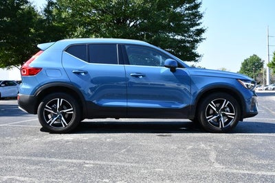 2024 Volvo XC40 B5 Core
