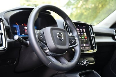 2023 Volvo XC40 B5 Plus Bright Theme