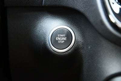 2023 Volvo XC40 B5 Plus Dark Theme