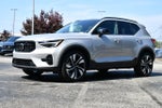 2023 Volvo XC40 B5 Plus Dark Theme