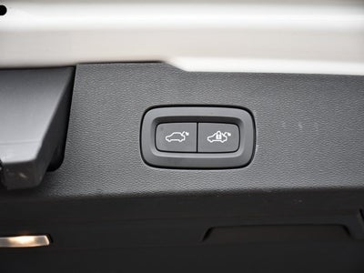 2025 Volvo V60 Cross Country B5 Plus