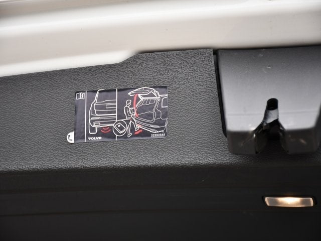 2025 Volvo V60 Cross Country B5 Plus