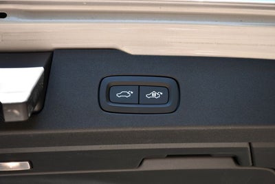 2025 Volvo V60 Cross Country B5 Plus