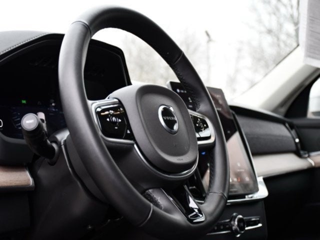 2025 Volvo XC90 B5 Plus 2025.5