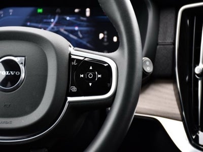 2025 Volvo XC90 B5 Plus 2025.5