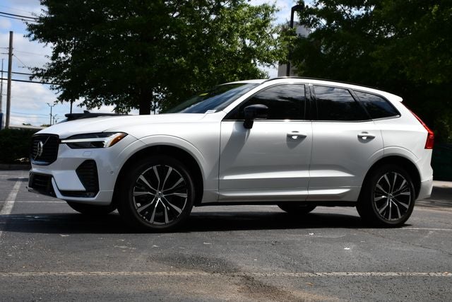 2025 Volvo XC60 B5 Plus
