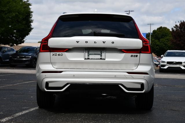 2025 Volvo XC60 B5 Plus